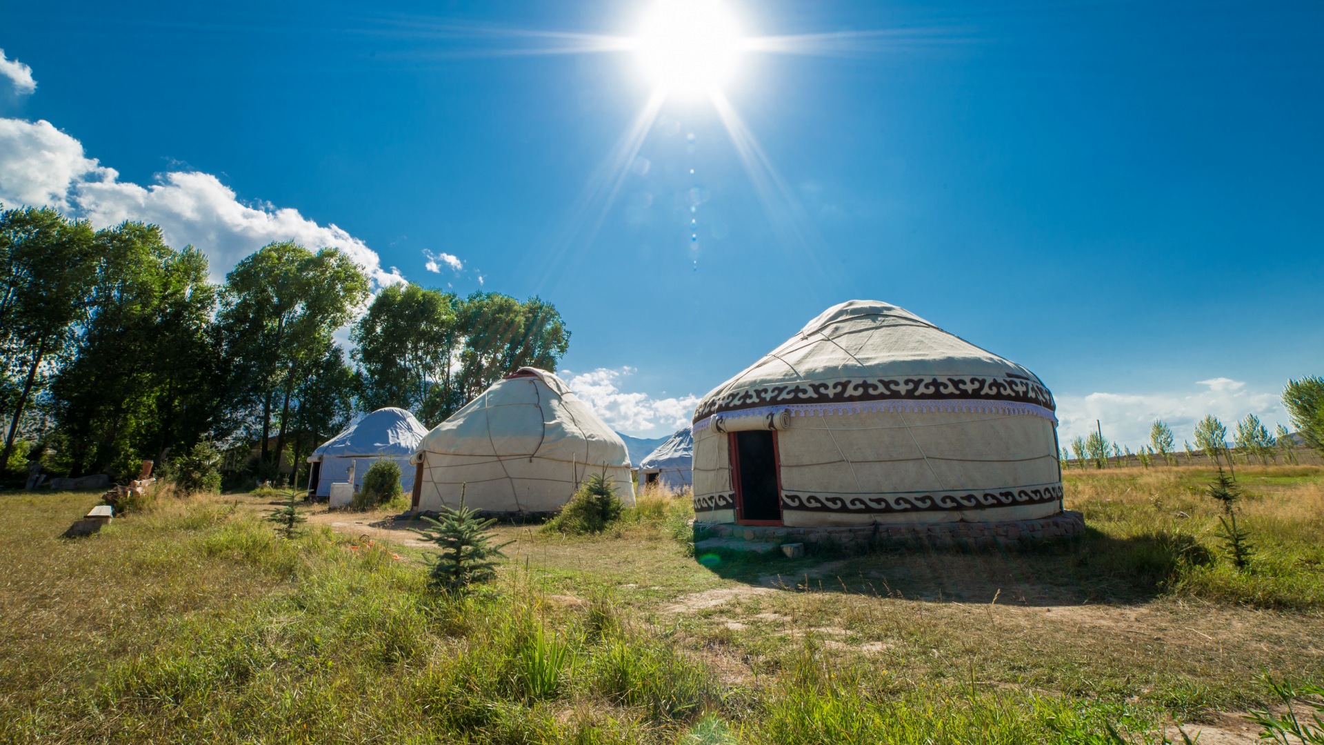 family friendly yurt camp in Kyrgyzstan